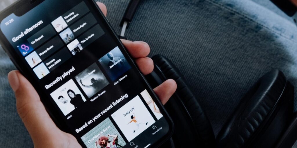 Spotify Fremium - How to do In-App Advertising