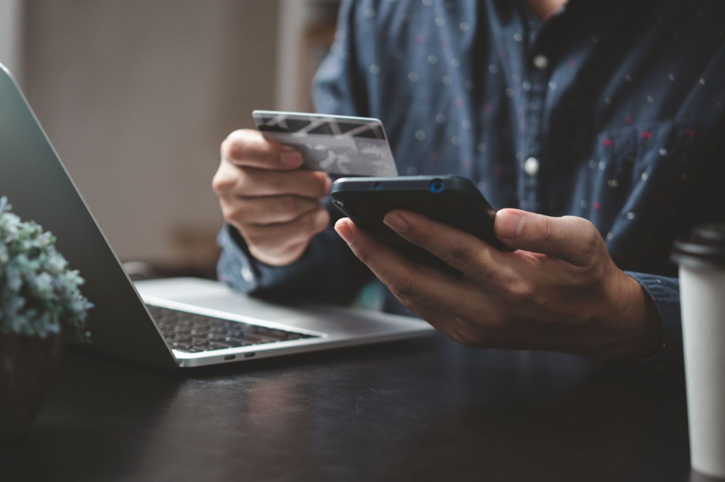 The Ultimate Guide to Scale Quick Commerce and E-Commerce Apps in a Mobile-First World
