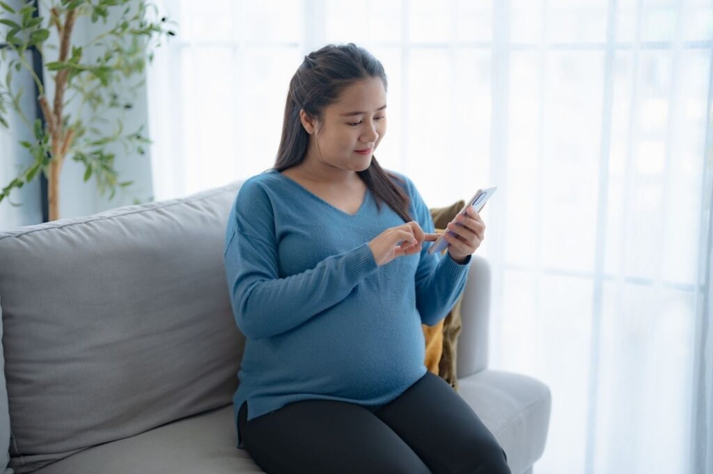 Mobile apps advertising: How OEM advertising drives super app discovery