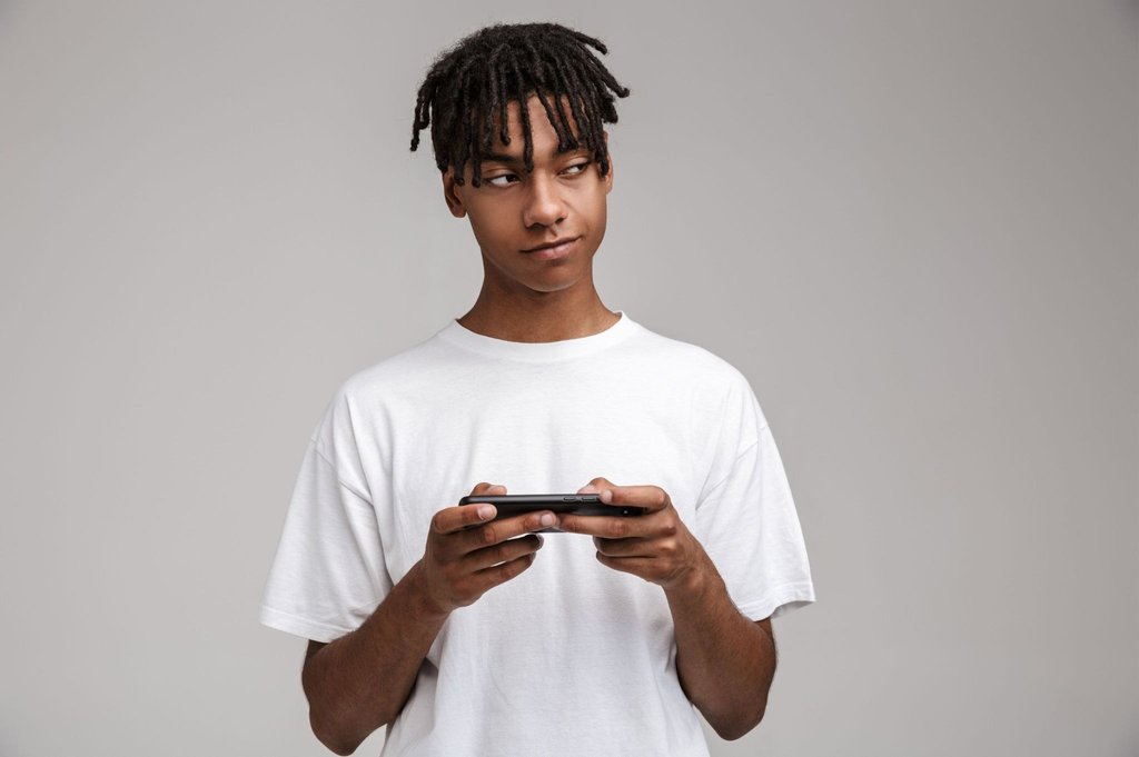 Best gaming app ad networks beyond traditional platforms
